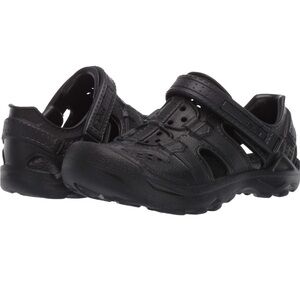Teva Kids Omnium Drift. NWT Size 1